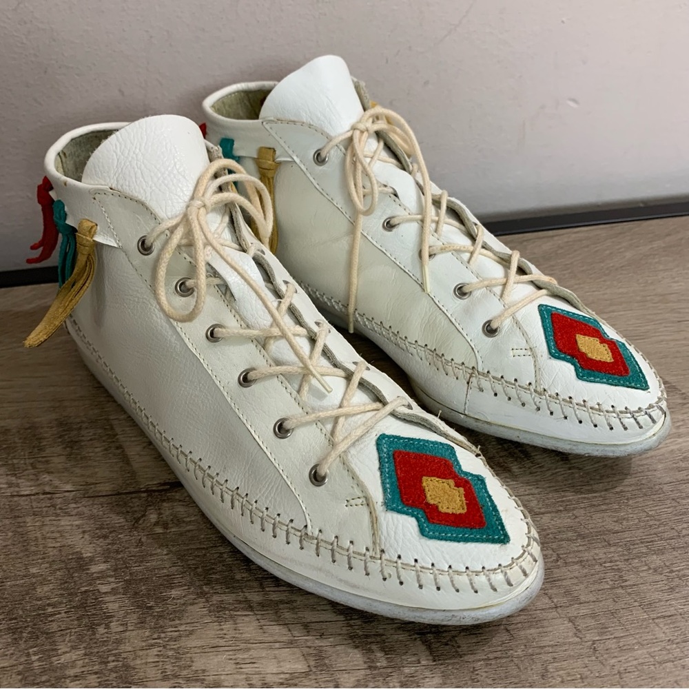 Women's VINTAGE 80's White LEATHER Southwestern AZTEC Indian ANKLE Boots BOOTIES